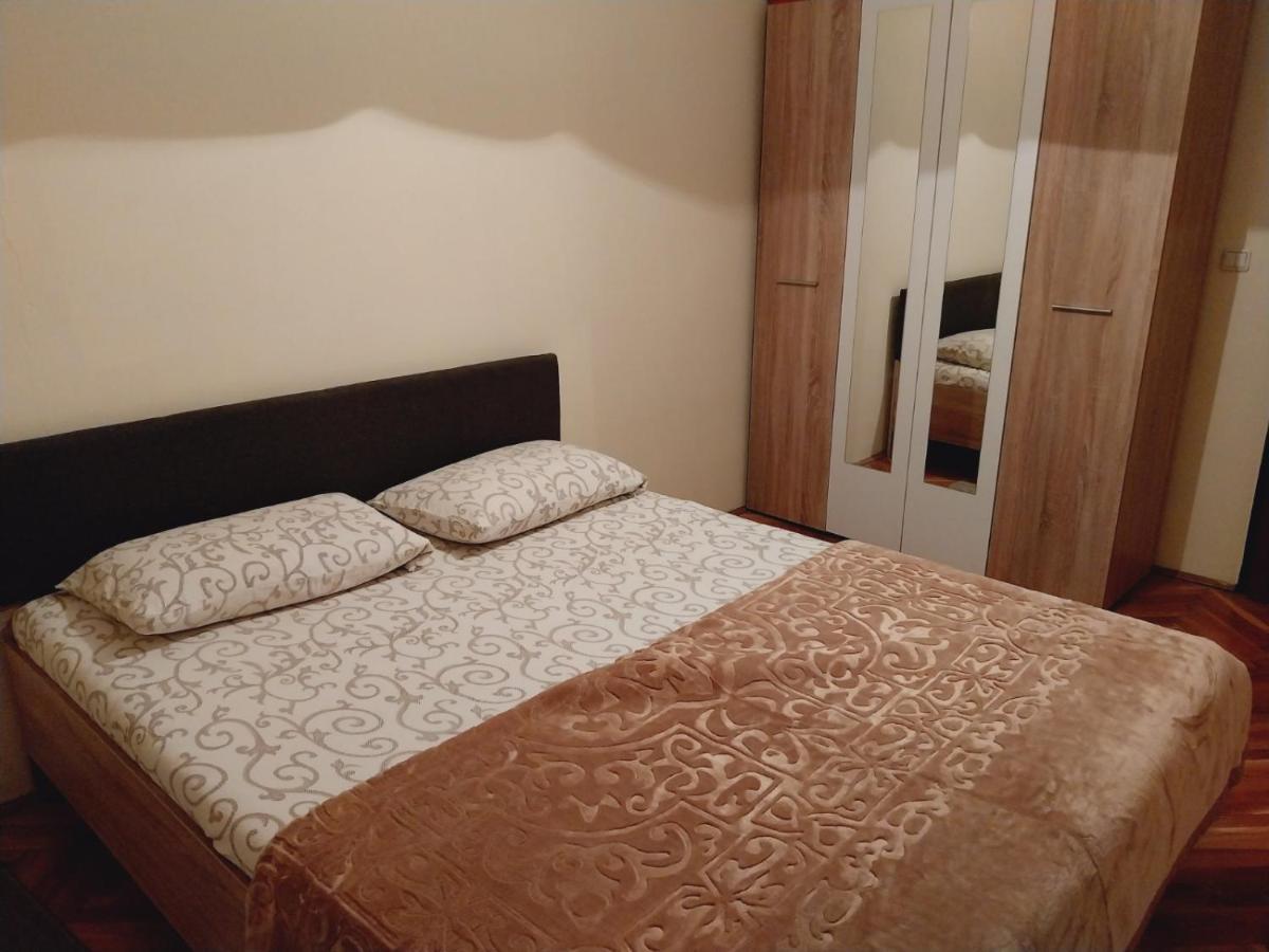 Apartmán Stan Na Dan - Indija Exteriér fotografie
